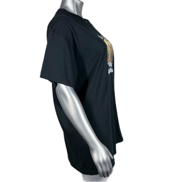 Black Short Sleeve Graphic Print T WINE, HOW CLASSY PEOPLE GET DRINK Shirt - Picture 4 of 9